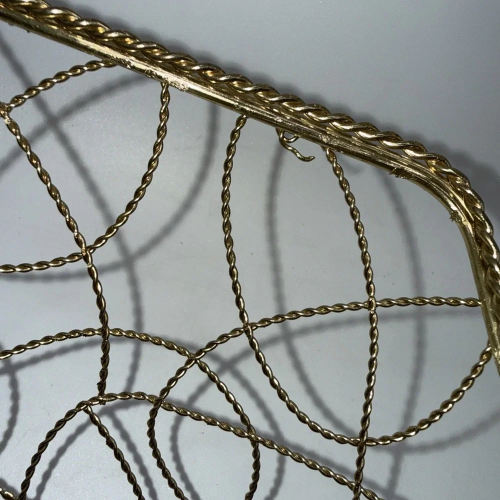 Gold Tone Metal Wire Christmas Tree‎ Shaped Basket 15 x 15